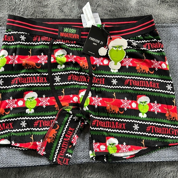 NWT Men’s Grinch Boxer Briefs - Large - Picture 1 of 4